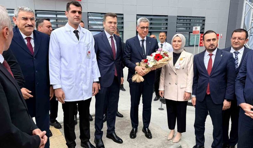 Sağlık Bakanı Memişoğlu: 'Türkiye, Cumhurbaşkanımızın liderliğinde sağlıkta son 25 yılda büyük gelişim gösterdi'