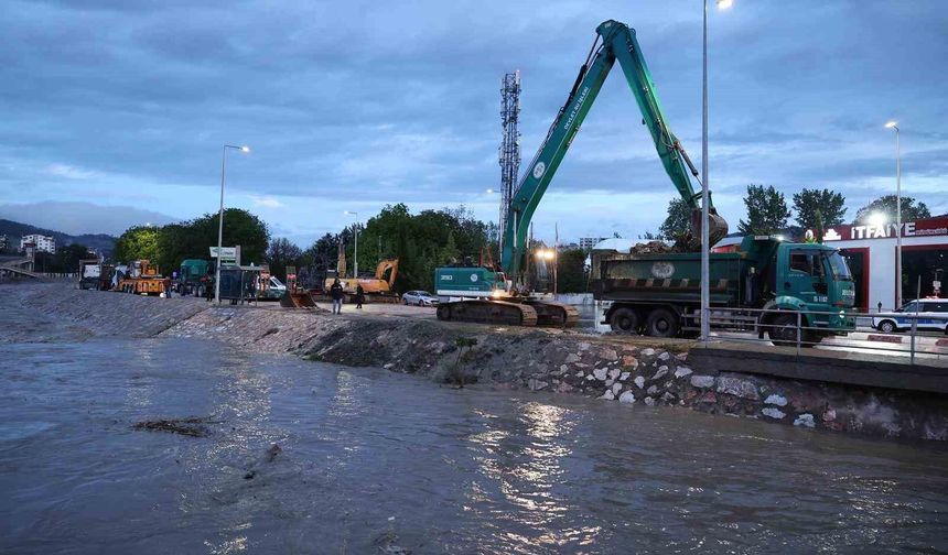 Tokat Belediyesi tarafından sel ve taşkın riskine karşı önlemler artırıldı