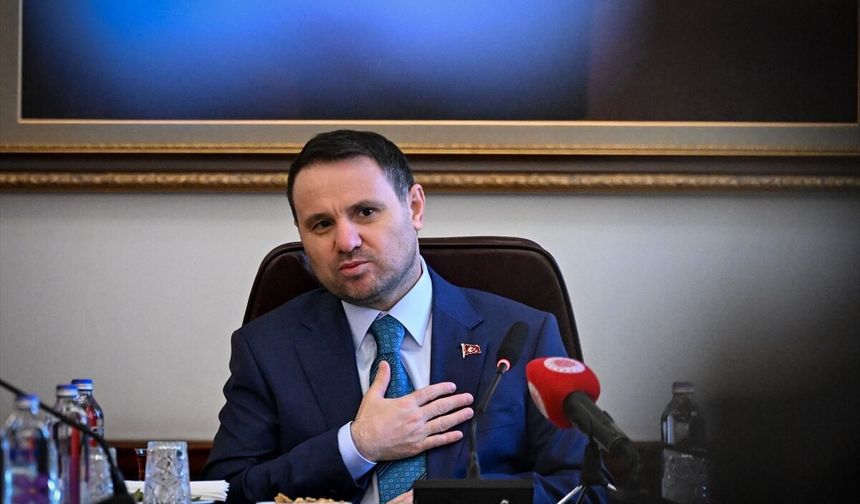Adalet Bakanı Gürlek, stajyer avukatları kabul etti