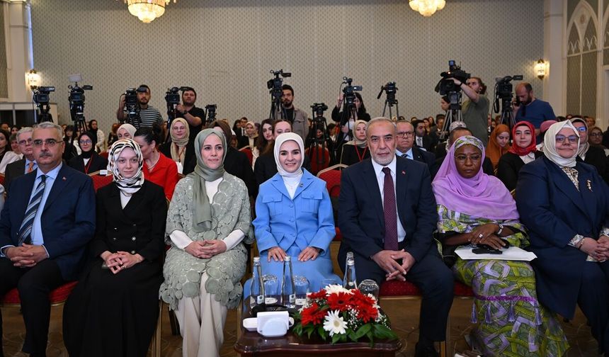 Bakan Göktaş, 'ALLY for Future: Genç Müslüman Kadınlar Liderlik Programı'nın açılışında konuştu: