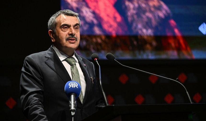 Milli Eğitim Bakanı Tekin 'Fetih Ruhu Yarışmaları Ödül Töreni'nde konuştu: