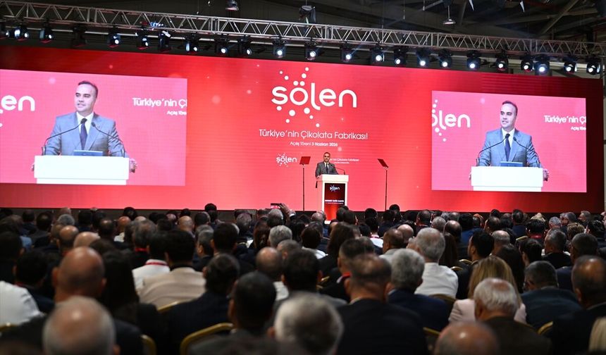Sanayi ve Teknoloji Bakanı Mehmet Fatih Kacır, Gaziantep'te fabrika açılışında konuştu: