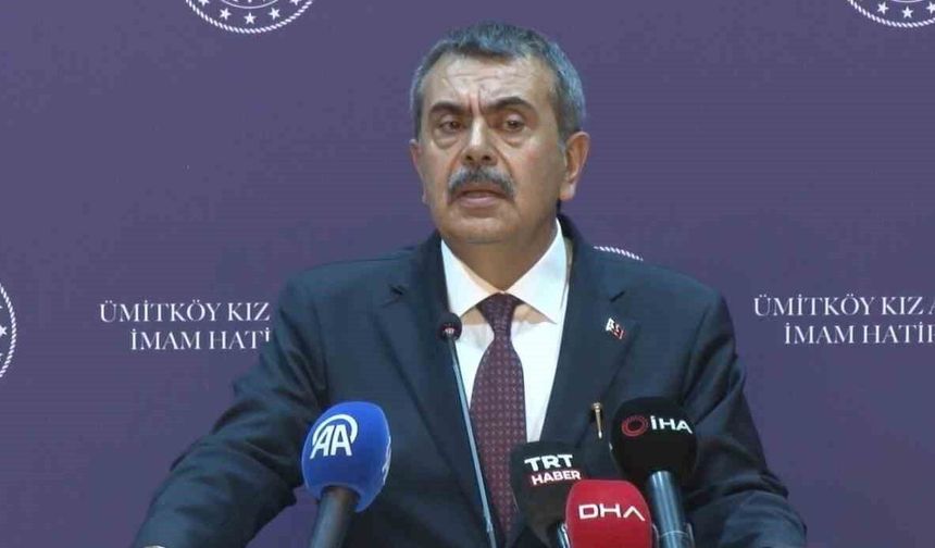 Bakan Tekin: 'İmam hatip meslek derslerini branşlaştıracak bir adımı YÖK ile beraber yürütüyoruz'