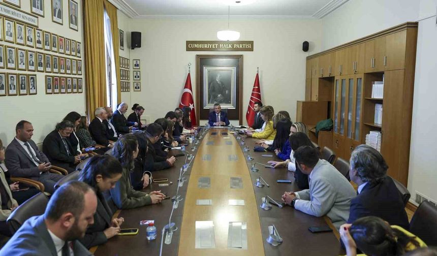 CHP Grup Başkanı Özel'den 'yeni parti' iddialarına cevap