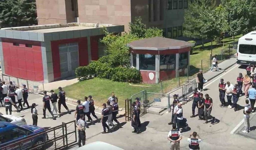 Gaziantep merkezli 14 ilde siber dolandırıcılık operasyonu: 19 tutuklama