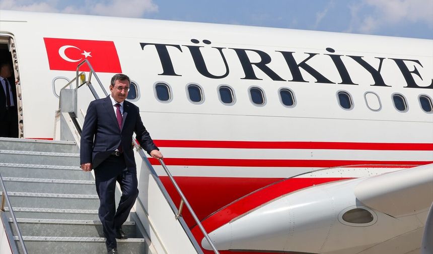Cumhurbaşkanı Yardımcısı Yılmaz, KKTC'ye geldi