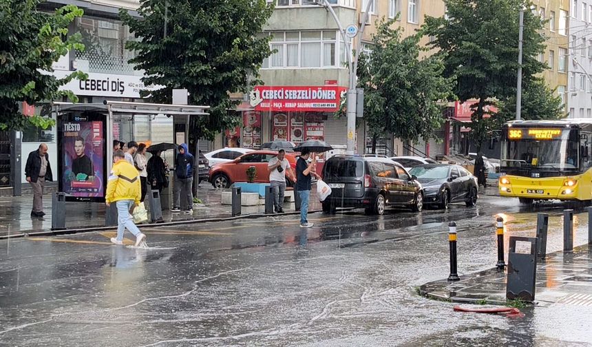 İstanbul'un bazı bölgelerinde sağanak etkili oldu
