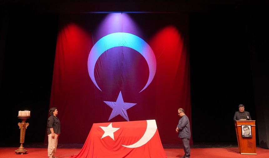 Sanatçı Zihni Göktay için tören düzenlendi