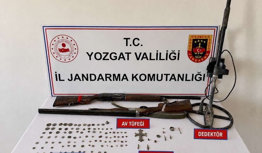 Yozgat'ta tarihi eser olduğu değerlendirilen 100 sikke ve çok sayıda obje ele geçirildi