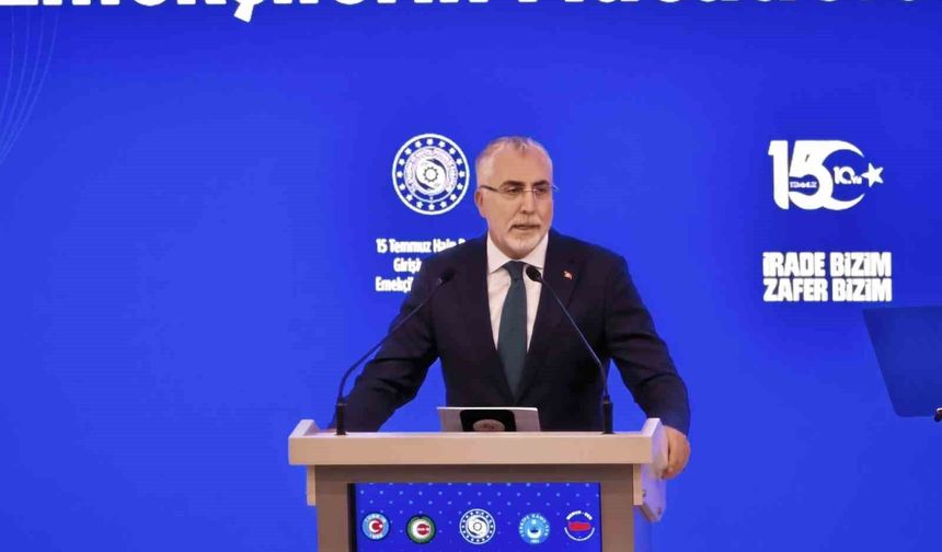 Bakan Işıkhan: 15 Temmuz gecesi sendikalarımızın sergilediği tavır da demokrasi tarihimiz açısından son derece önemlidir