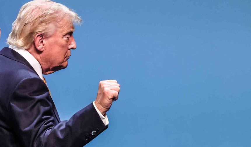Trump: 'İran müzakerelere devam edilmesini istedi, ateşkesin sona erdiğini bildirdik'