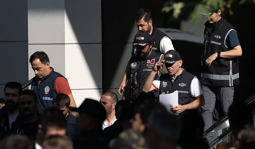 Çankaya Belediye Başkanı Hüseyin Can Güner görevinden uzaklaştırıldı