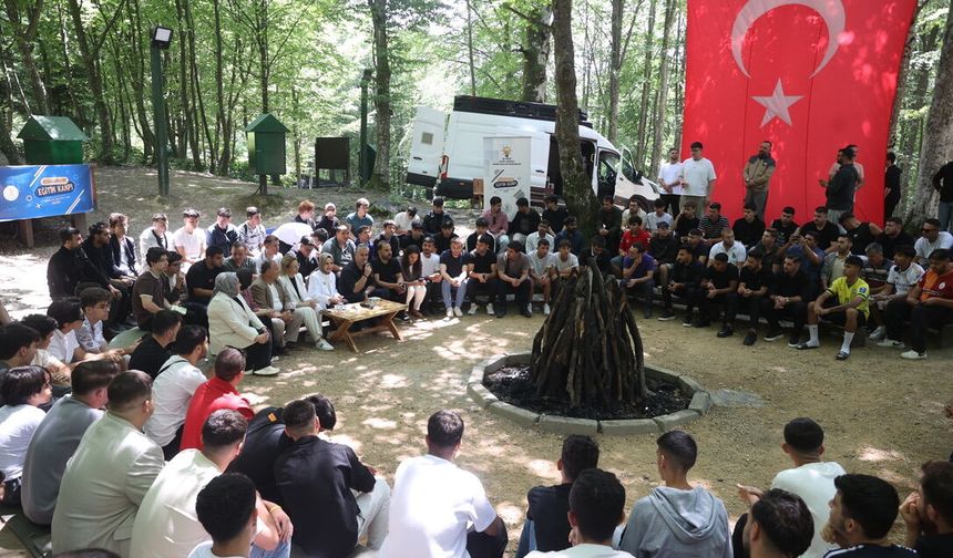 Bakan Göktaş Kocaeli'de düzenlenen 'İnsan Hakları Eğitim Kampı'nda konuştu: