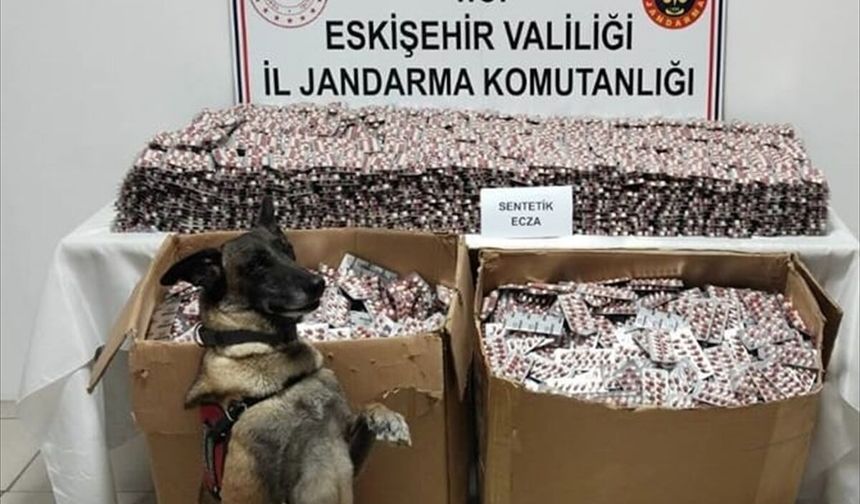Eskişehir'de uyuşturucu operasyonunda 3 zanlı tutuklandı