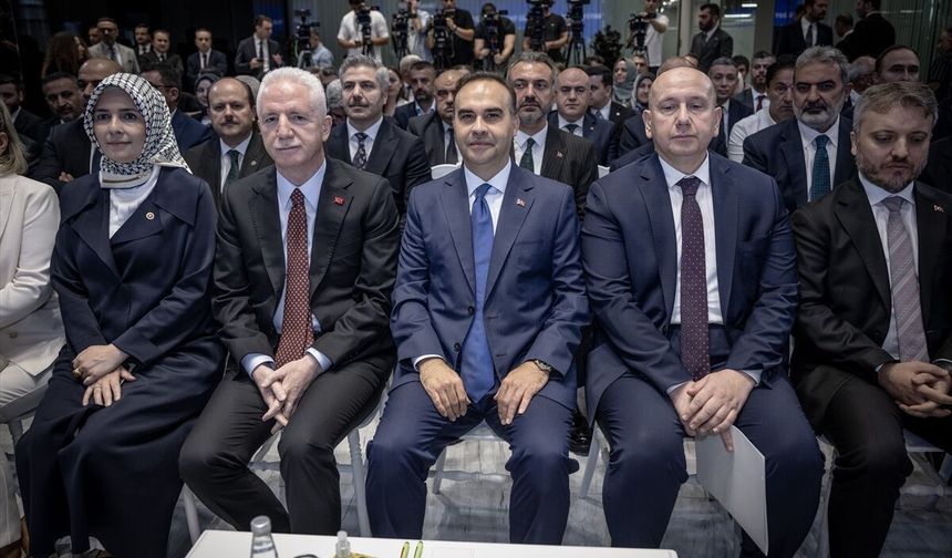 Sanayi ve Teknoloji Bakanı Kacır İmalat Sanayi Finansman Desteği Tanıtım Programı'nda konuştu: