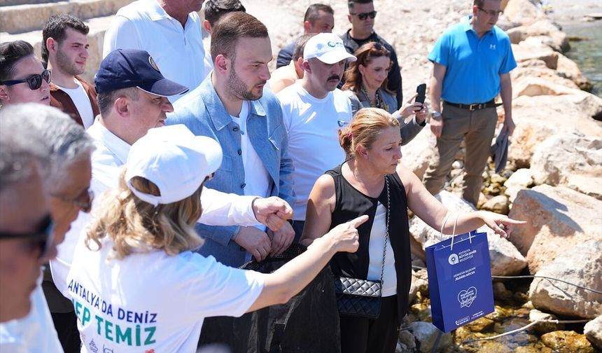 Sıfır Atık Vakfı, Akdeniz ve Ege'de plastik kirliliğine karşı saha çalışması başlatıyor