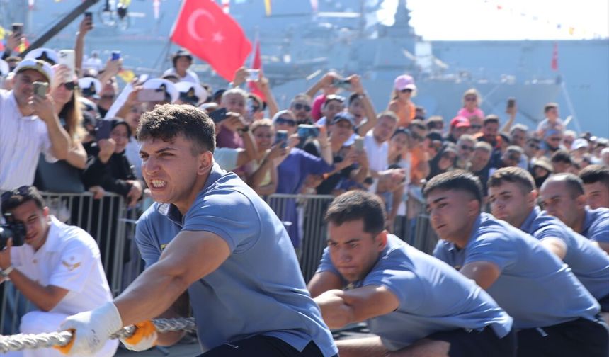 'TEKNOFEST Mavi Vatan'da Halat Çekme Yarışması'nın finali yapıldı