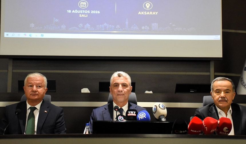 Ticaret Bakanı Bolat, Aksaray'da sivil toplum kuruluşlarının temsilcileriyle buluştu:
