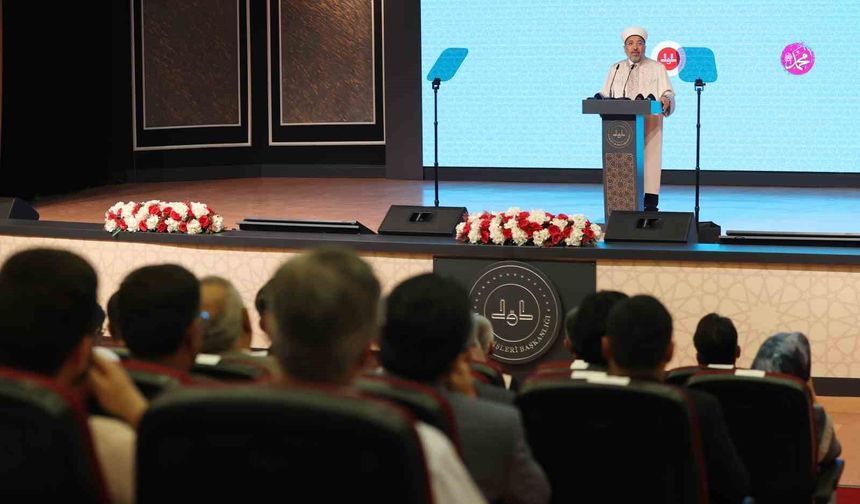 Diyanet İşleri Başkanı Arpaguş: 'Peygamber Efendimiz, tüm insanlık için ideal bir örnek olmuştur'