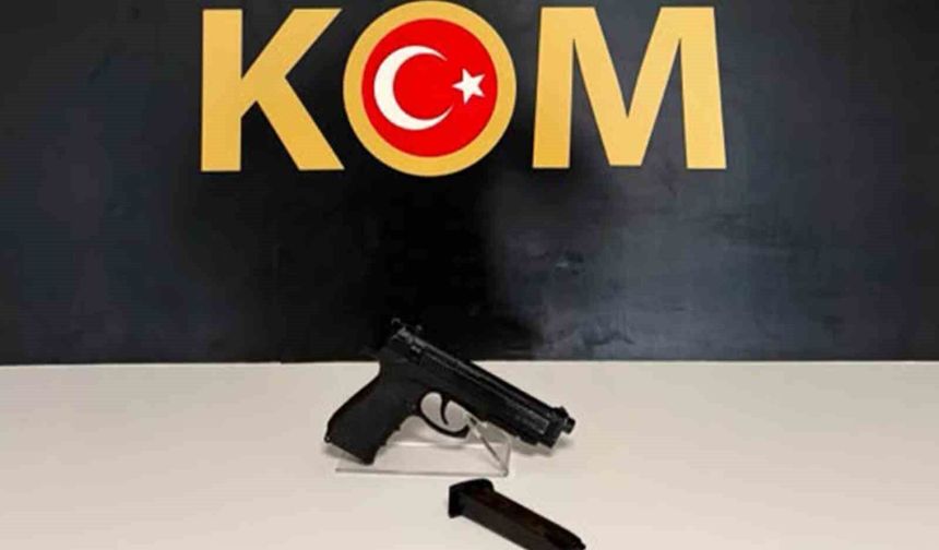 Sosyal medya üzerinden organize suç örgütünü öven şahıs gözaltına alındı