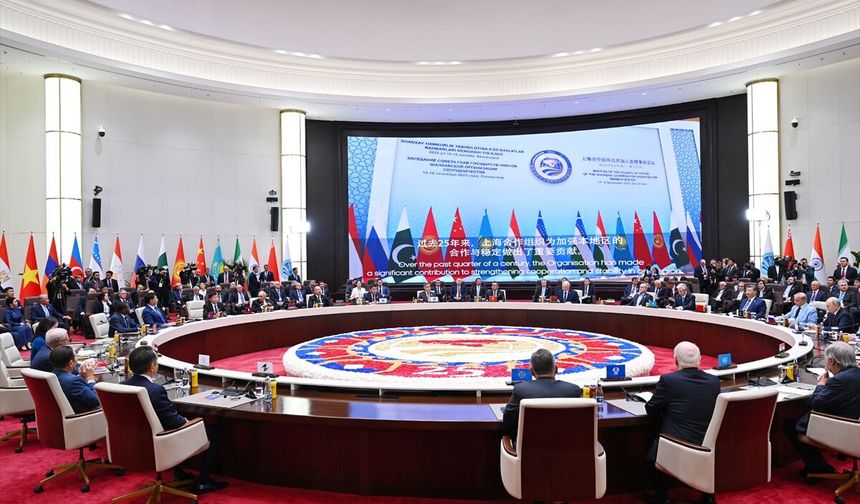 Azerbaycan Cumhurbaşkanı Aliyev: 'Güney Kafkasya, barış bölgesine dönüşmektedir'