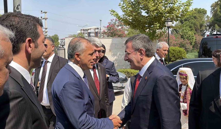 Cumhurbaşkanı Yardımcısı Cevdet Yılmaz Osmaniye'de