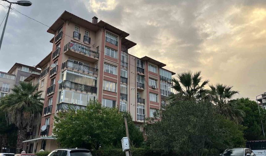 Kaşif Kozinoğlu soruşturmasında gözaltına alınan eski cezaevi kampüs doktoru evinde ölü bulundu