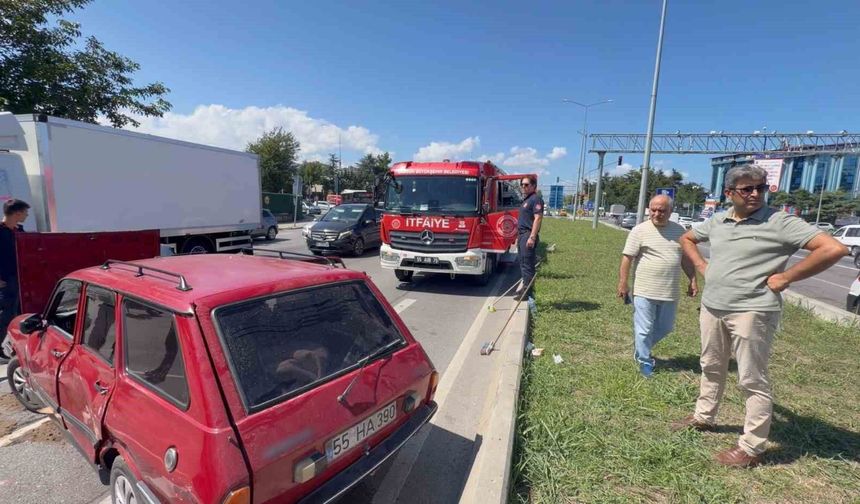 Samsun'da araçlar çarpıştı: 2'si çocuk 3 yaralı
