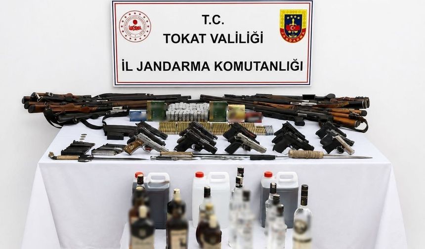 Tokat'ta 19 adrese eş zamanlı operasyon: 14 gözaltı