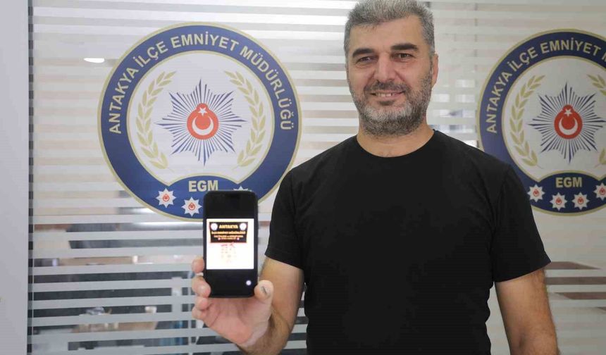 Yola düşürdüğü altın dolu keseyi kadın alıp götürdü, polis 2 saatte yakaladı: O anlar kamerada