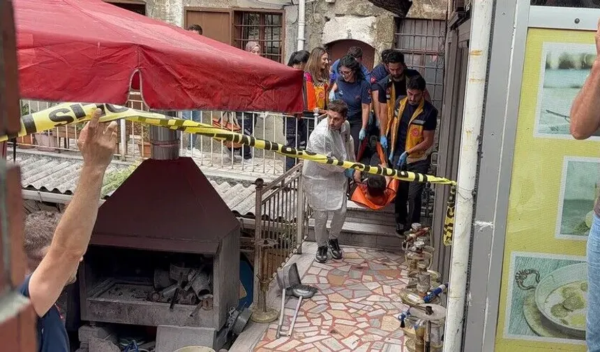 Fatih'te silahlı kavgada 2 kişi öldü, 2 kişi yaralandı