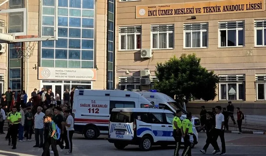 Manisa'da okul yakınında silahla ateş açılması ihbarına ekipler sevk edildi