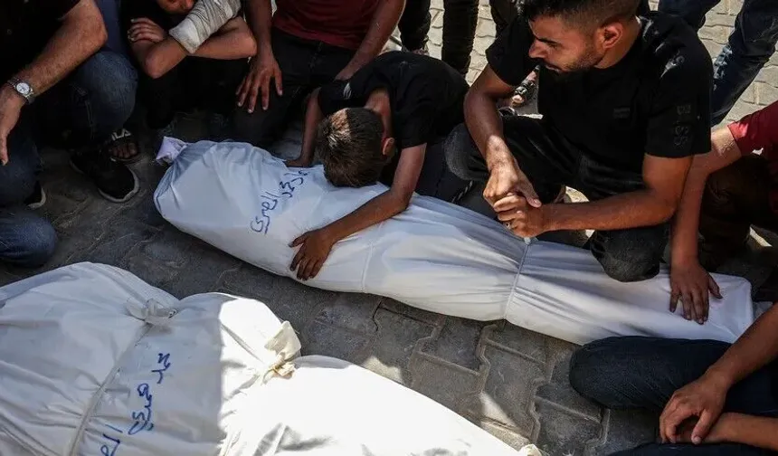 İsrail Gazze'de sivillere ve çadırlara ateş açtı, bir çocuk ile bir kadın hayatını kaybetti