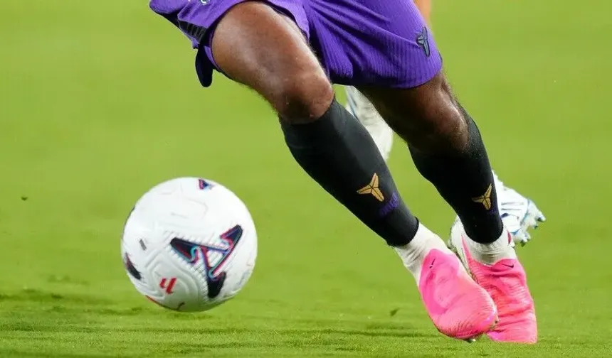 Barcelona, Manchester City ve Borussia Dortmund, kayıpsız zirvede yer aldı