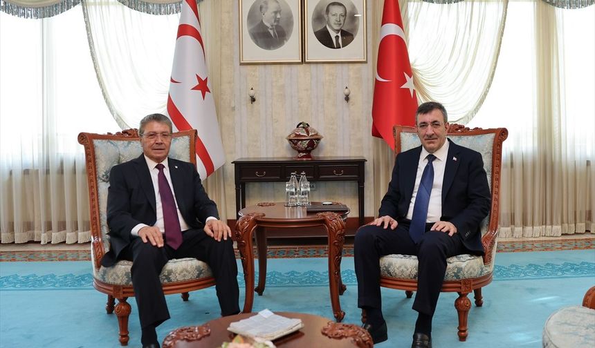 Cumhurbaşkanı Yardımcısı Yılmaz, KKTC Başbakanı Üstel ile görüştü