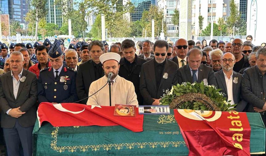 'Altın Çocuk' Göksel Arsoy son yolculuğuna uğurlandı