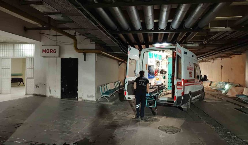 Balkon yıkarken akıma kapılan kadın hayatını kaybetti