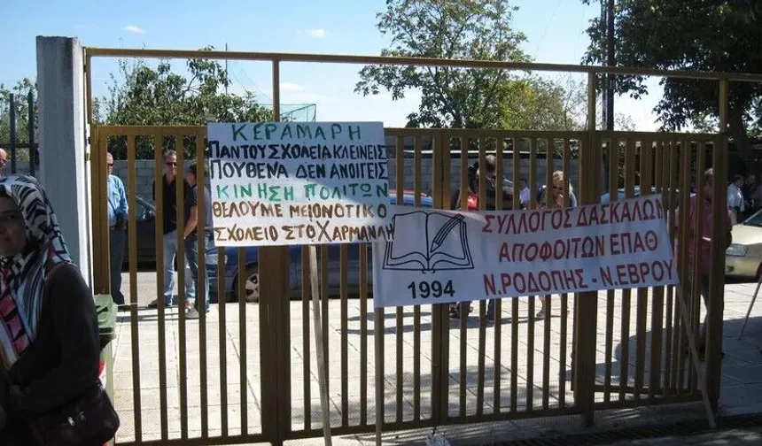 Batı Trakya Türk azınlığının eğitim hakkı okul kapatmalarıyla kısıtlanıyor