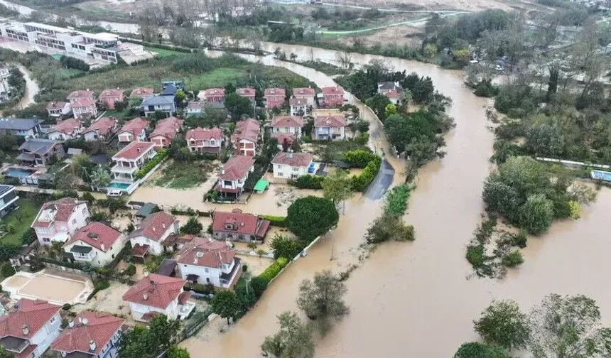 İstanbul'da 115 yıllık kayıtlardaki en yüksek üçüncü günlük yağış ölçüldü