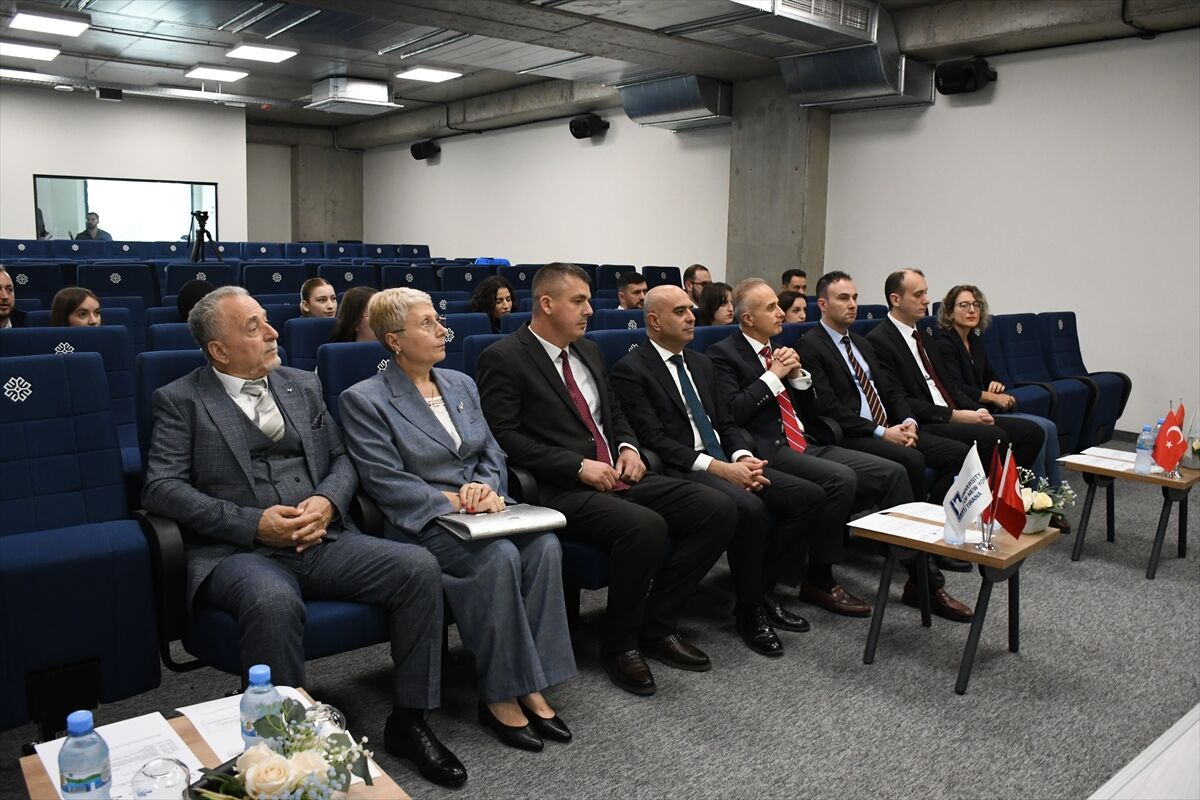 Arnavutluk'ta 'Balkan Gençlik Okulu 2026' projesinin katılımcıları sertifikalarını aldı