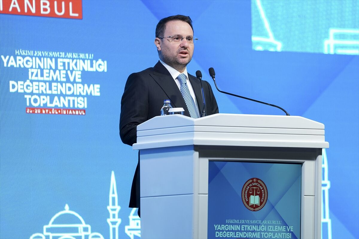 Bakan Gürlek, HSK'nin 'Yargının Etkinliği İzleme ve Değerlendirme Toplantısı'nda konuştu: