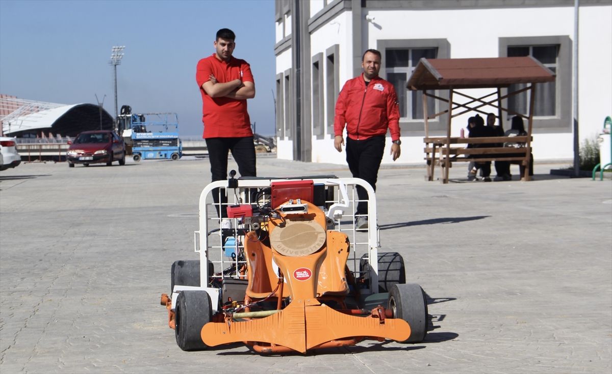 Üniversite öğrencileri nükleer tesislerde kullanılabilecek robot araçlar tasarladı