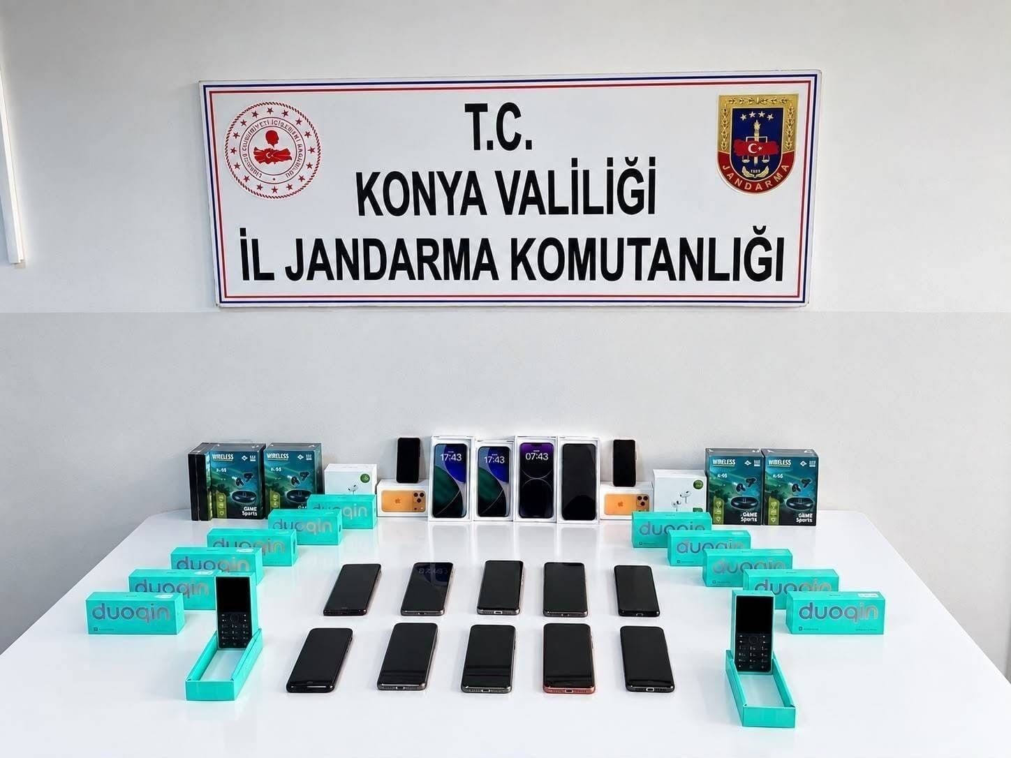 Konya'da kaçakçılık operasyonlarında 915 bin liralık ürün ele geçirildi