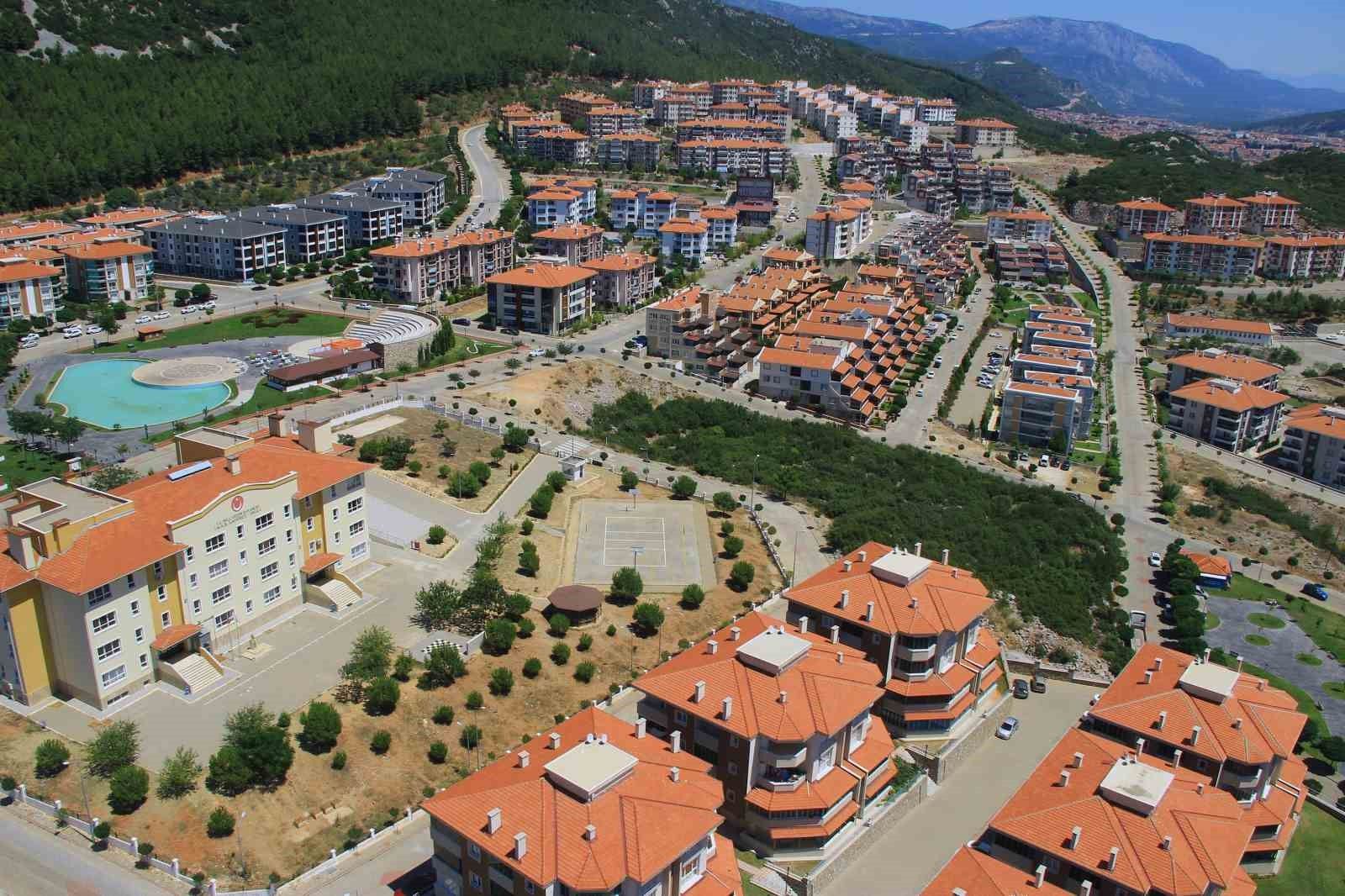 Muğla'da yabancılara konut satışları Ağustos ayına göre 43,8 arttı